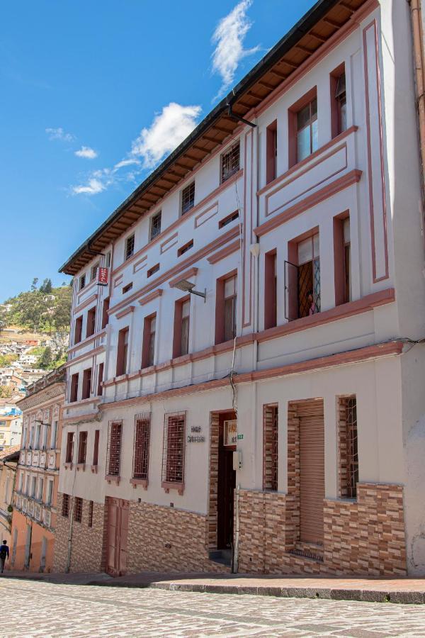 Hostal Carlos Luis Quito Exterior foto